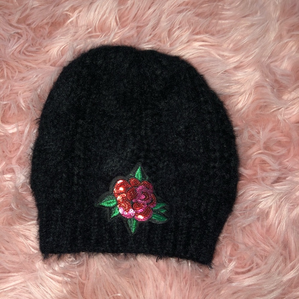 Black beanie